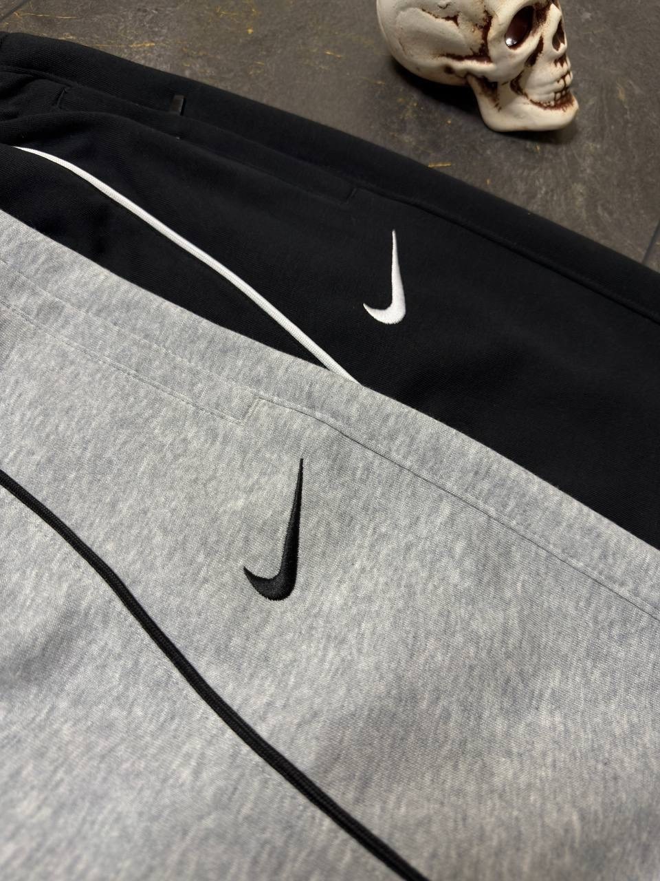 брюки спортивные nike,брюки спортивные,брюки спортивные nike мужские,штаны спортивные флисовые спортивные штаны nike серый,спортивные брюки мужские nike cw6907-063 серые l