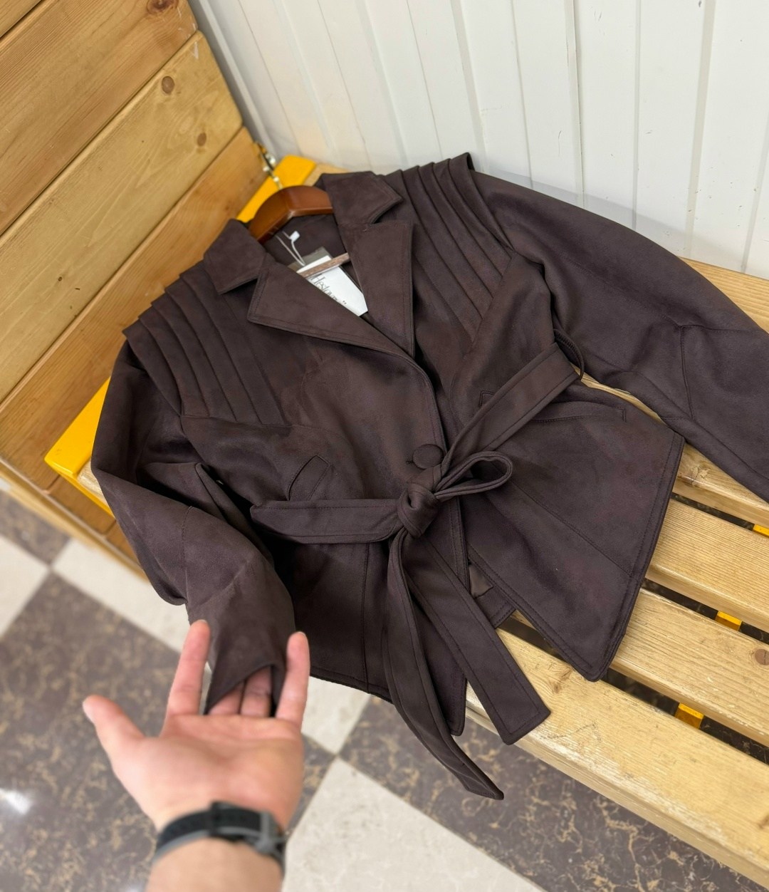 замшевая куртка,пиджак,коричневый костюм,женский пиджак