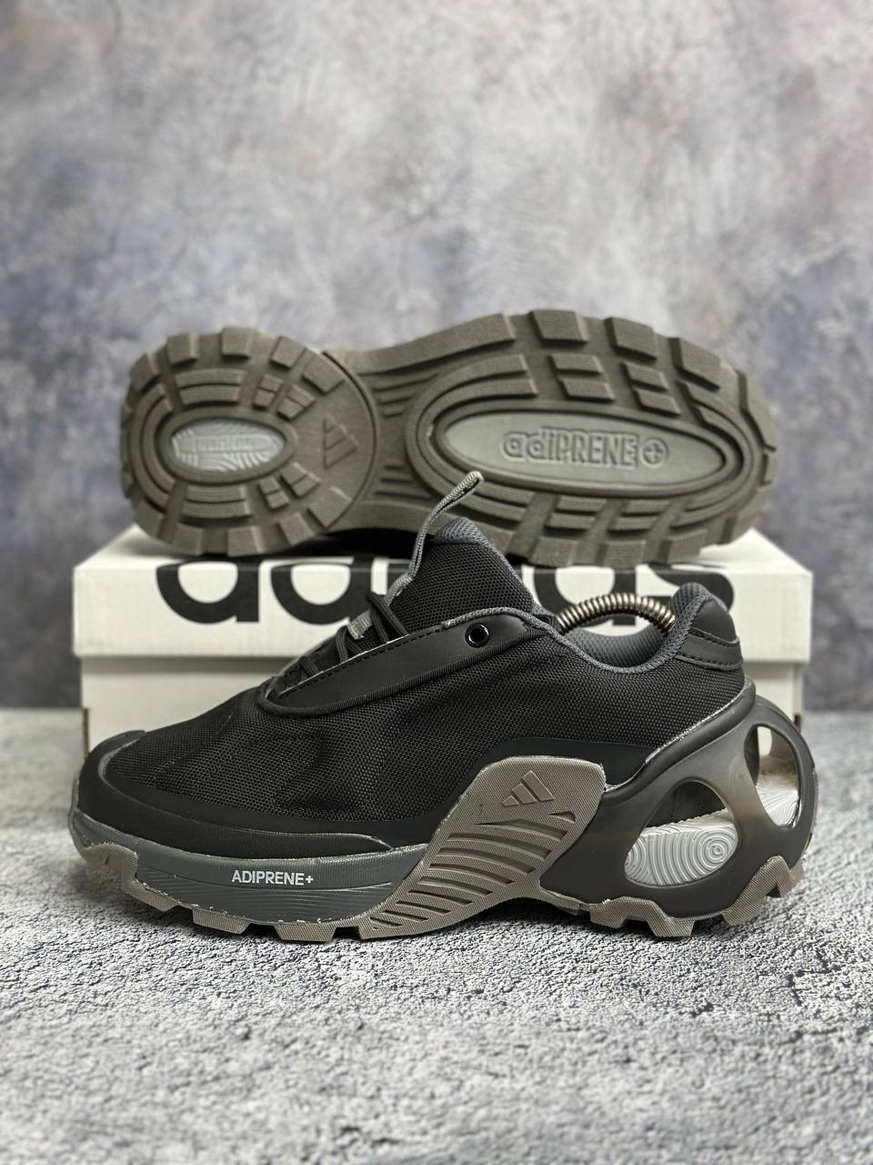 кроссовки мужские adidas,кроссовки adidas,кроссовки wonder runner для бега унисекс с низким верхом черного цвета adidas,мужские кроссовки,кроссовки adidas edge runner