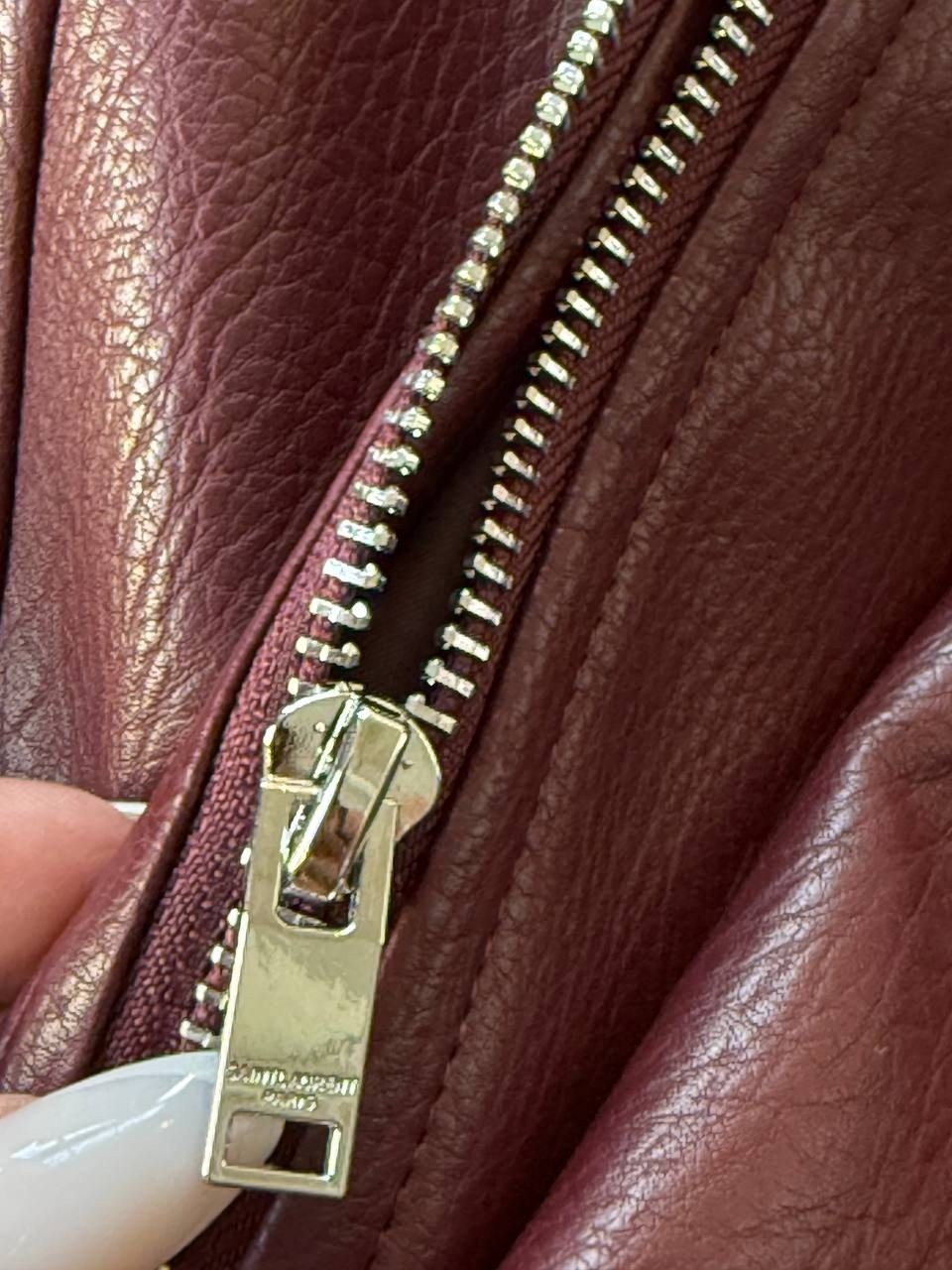 куртка из экокожи,женская куртка кожаная оверсайз короткая okssana firsanova,модные бордовые кожаные куртки с лацканами,коричневая женская кожаная куртка-косуха,куртка кожаная