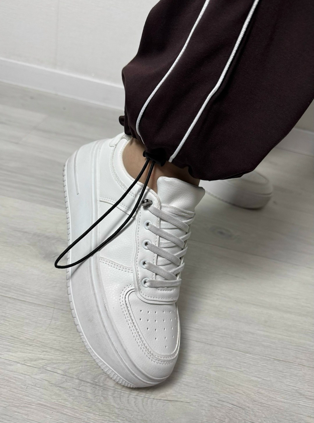 женские брюки,брюки с лампасами,брюки с лампасами женские,брюки женские широкие,спортивные брюки