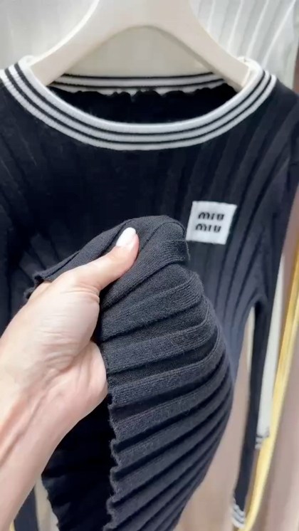 трикотажное платье,платье женская,юбка плиссе,платье из трикотажа,платье