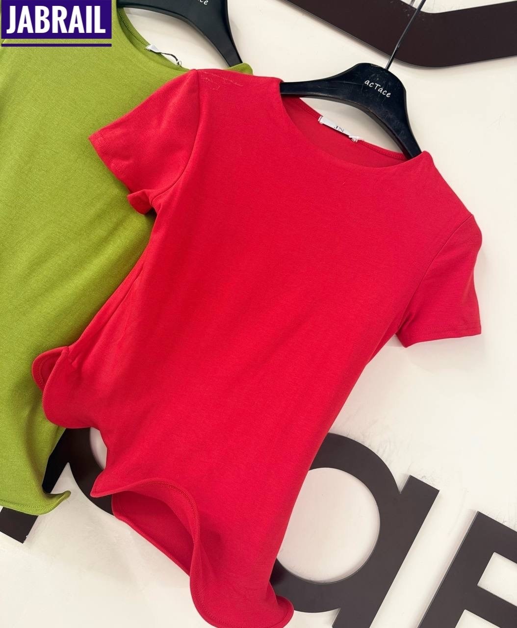 футболки женская,красная футболка женская,футболка женская базовая,красные футболки,футболки для женщин