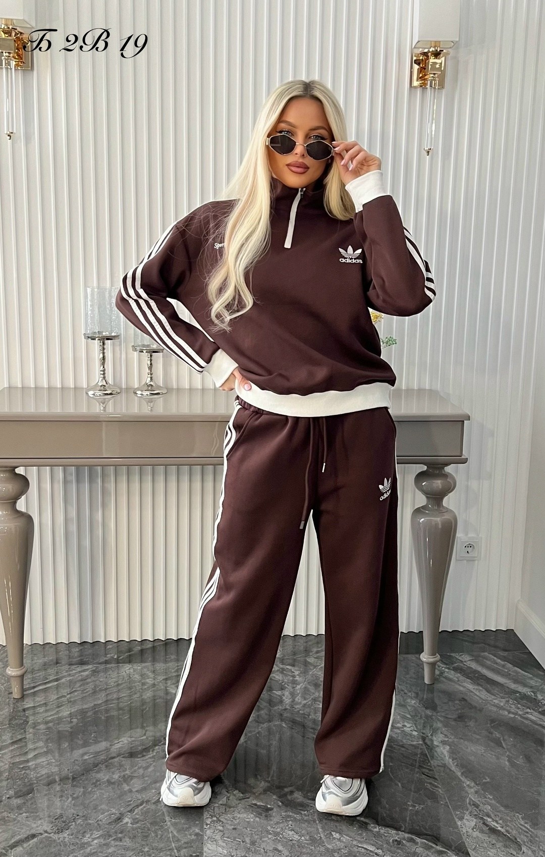 женский спортивный костюм,спортивный костюм,женский костюм,стильные спортивные костюмы,спортивный костюм модный