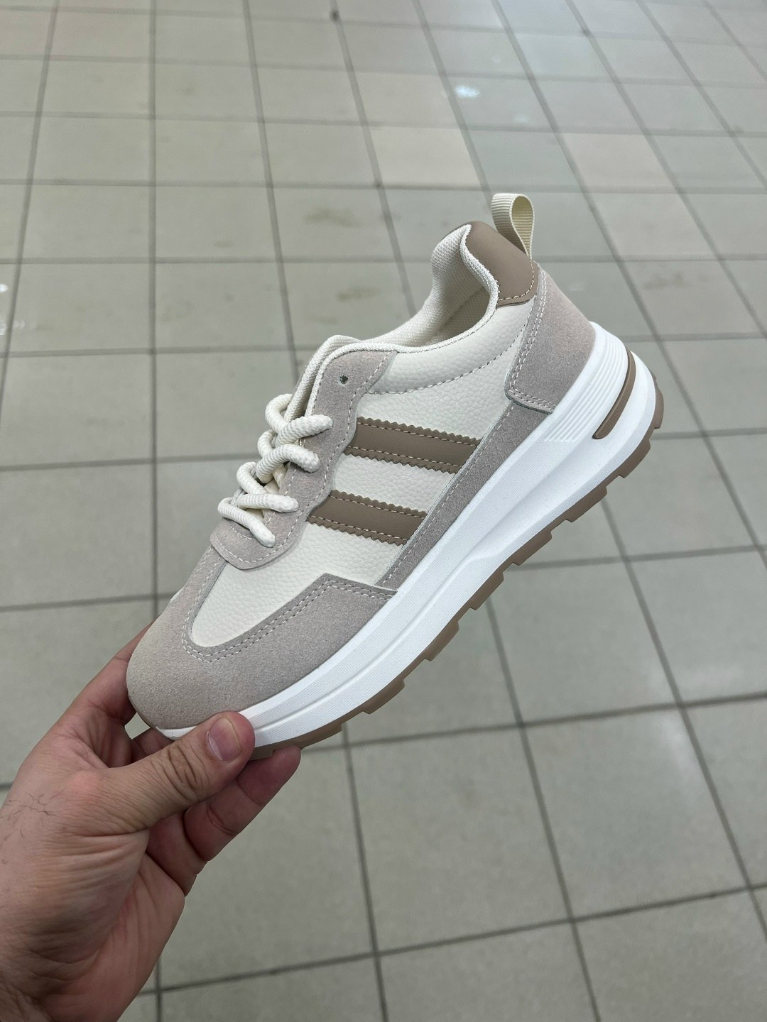 ,женские кроссовки,мужские кроссовки,кроссовки мужские adidas,кроссовки adidas