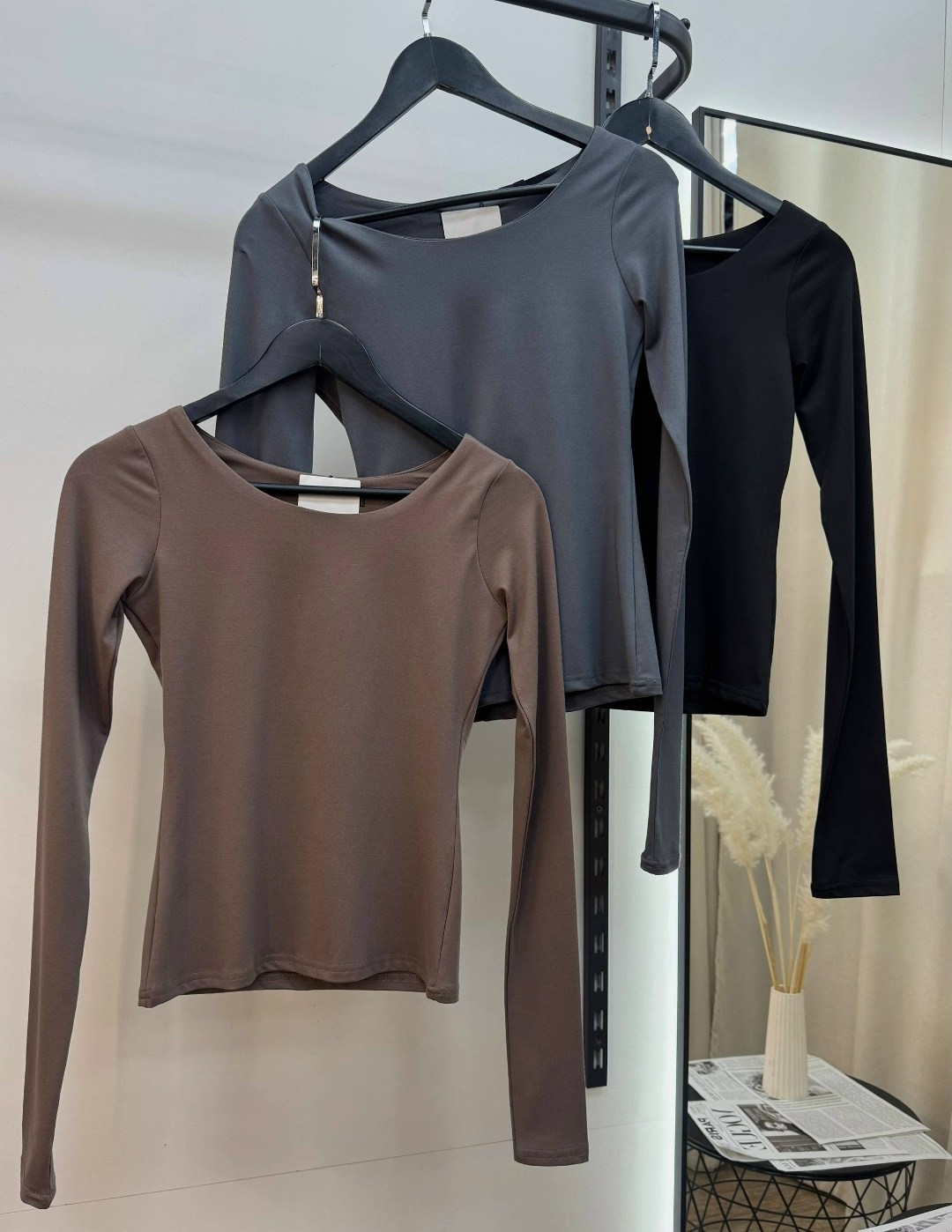 женский лонгслив,лонгслив базовый скимс утягивающий укороченный облегающий yes.body цвет мокко,базовый лонгслив,лонгслив женский evastival бежевый длинный,лонгслив