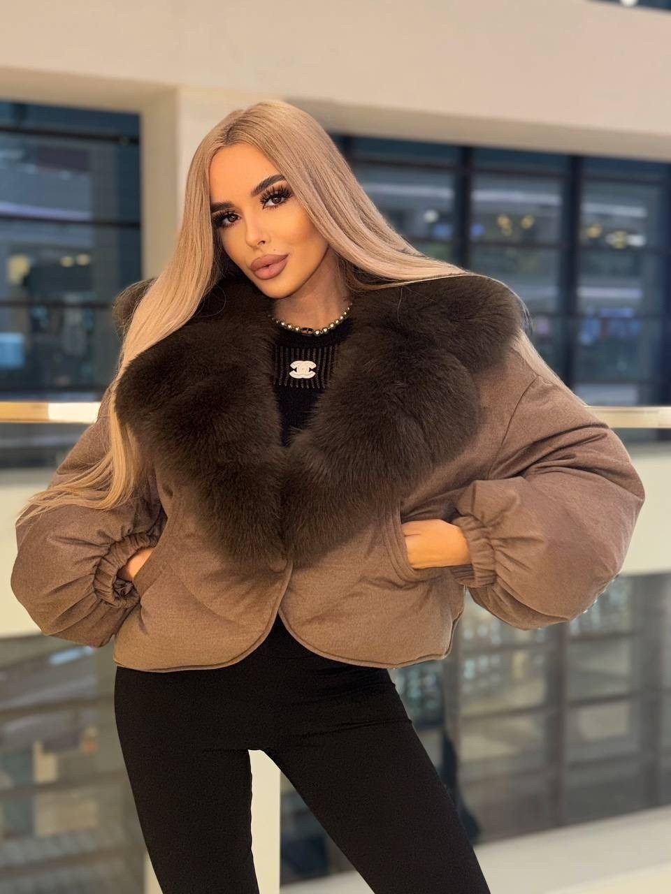 куртка с натуральным мехом,женская куртка с натуральным мехом,пуховик с натуральным мехом,куртка с мехом,женская зимняя куртка