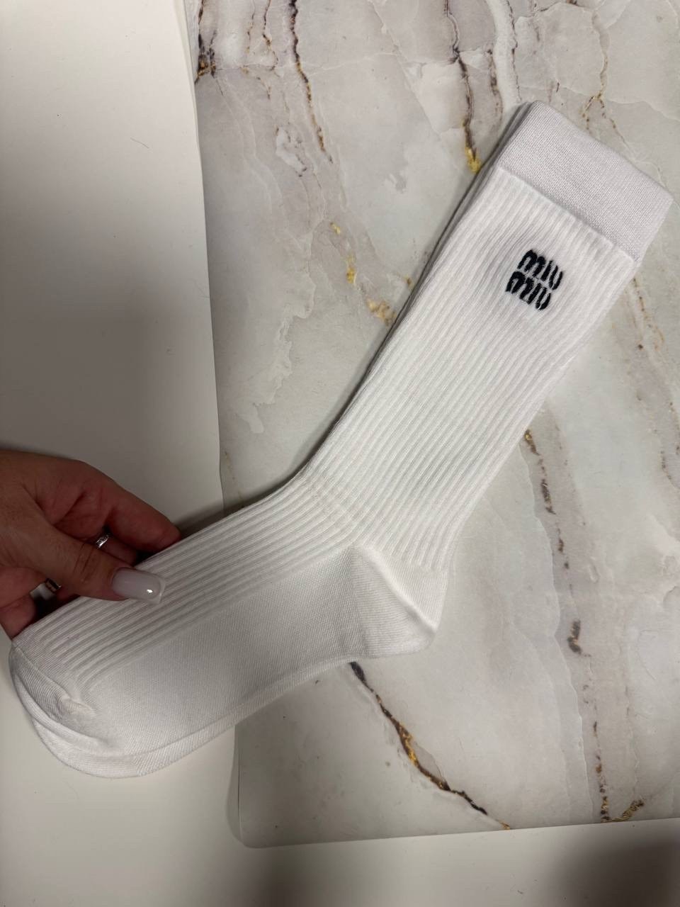 белые носки,хлопковые носки,носки мужские,белые носки женские,модные носки