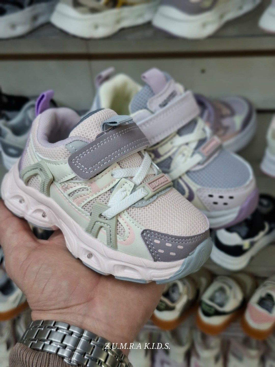 кроссовки детские,кроссовки для девочки,детские кроссовки микаса,детская ,кроссовка детская