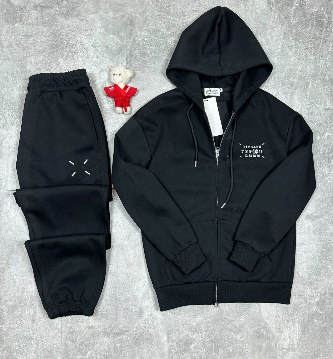 спортивный костюм dolce gabbana,спортивный костюм stefano ricci,спортивный костюм мужской,спортивный костюм tom ford,спортивный костюм