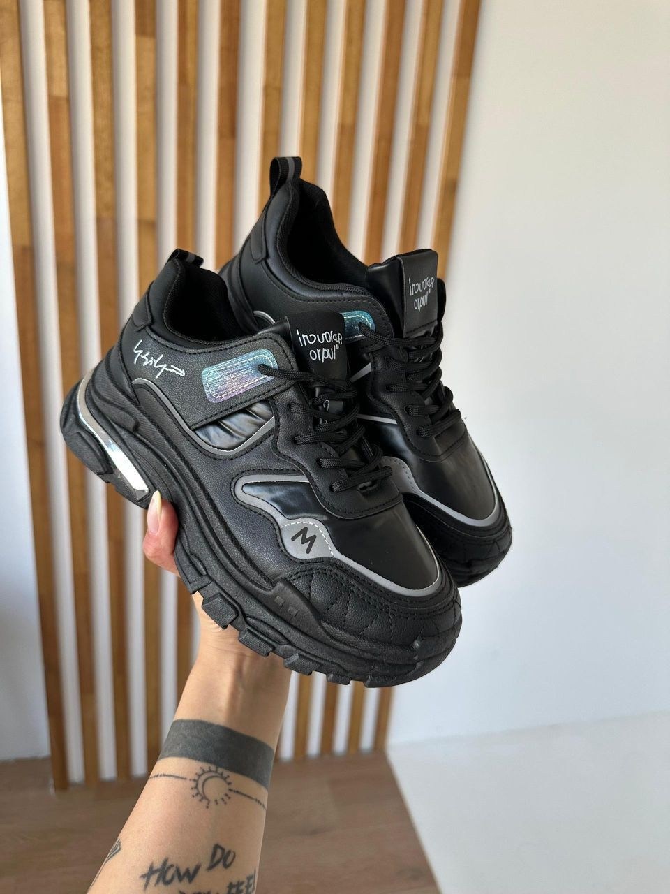 кроссовки женскиe,,кроссовка,черные кроссовки,спортивная