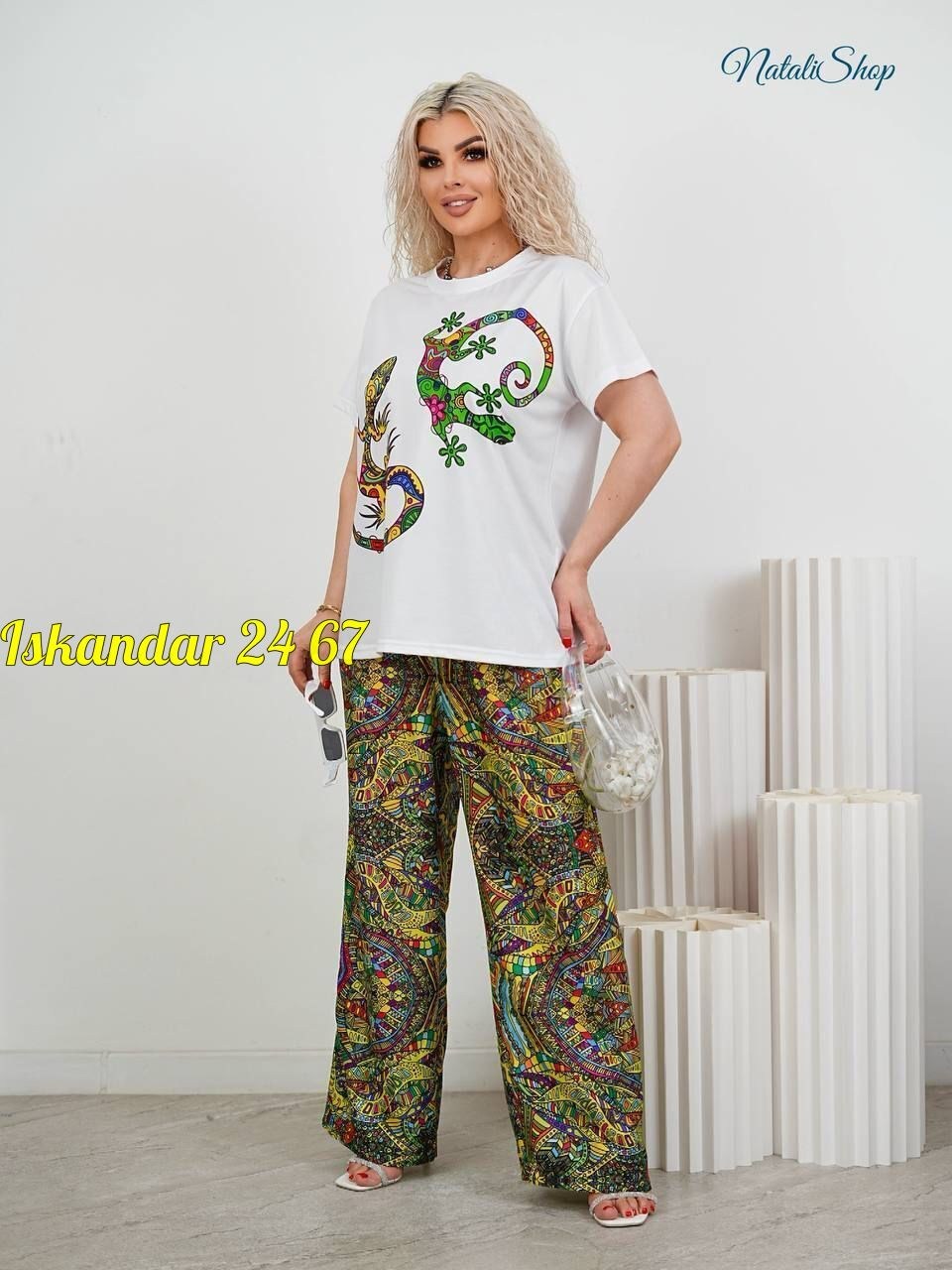 яркий костюм,костюм с брюками,костюм с широкими штанами,костюм