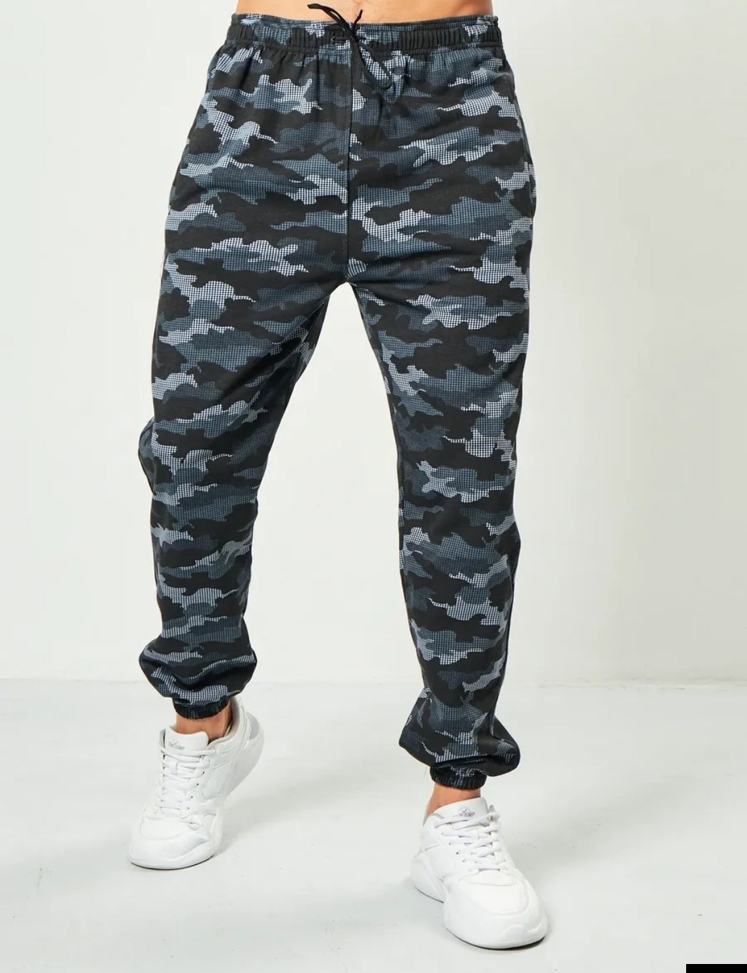спортивные брюки камуфляжные,камуфляжные джоггеры,брюки джоггеры,спортивные брюки камуфляж,камуфляжные штаны