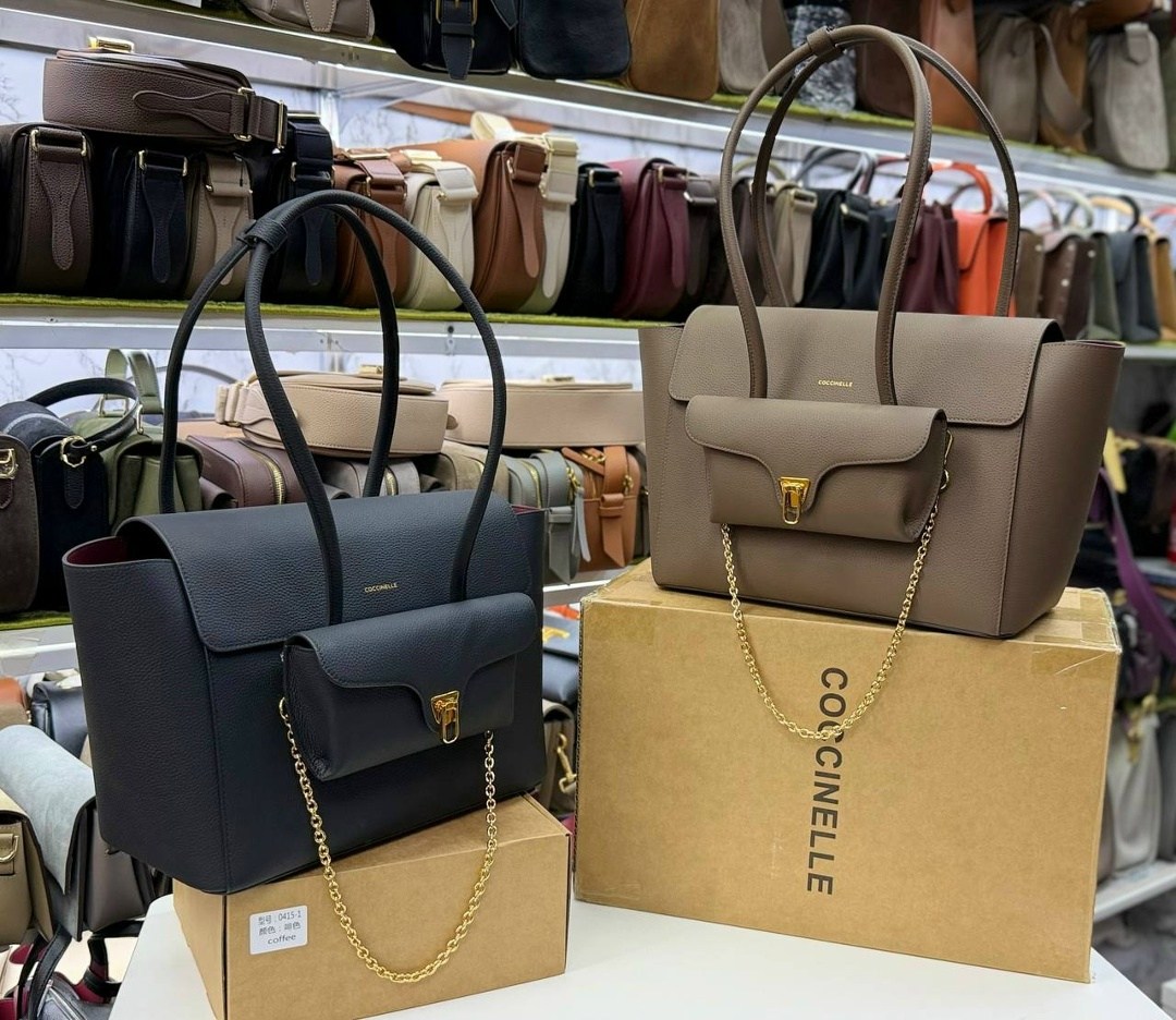 сумка coccinelle,женская сумка coccinelle,coccinelle firenze mini сумка,сумка,сумка-тоут double beat coccinelle коричневый