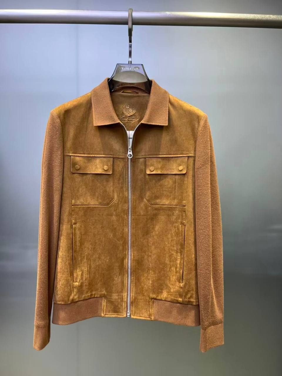 замшевая куртка,замшевая мужская куртка,кожаная куртка,куртка бомбер,кожаная куртка мужская