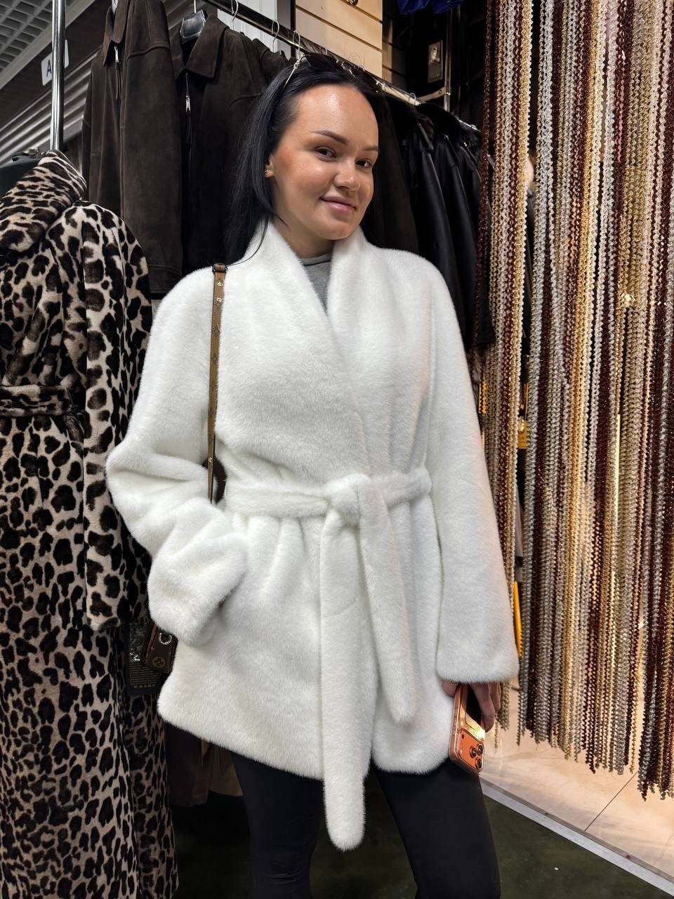 белая норковая шуба,шубка,белая шуба,шуба из эко меха под норку,шуба женская