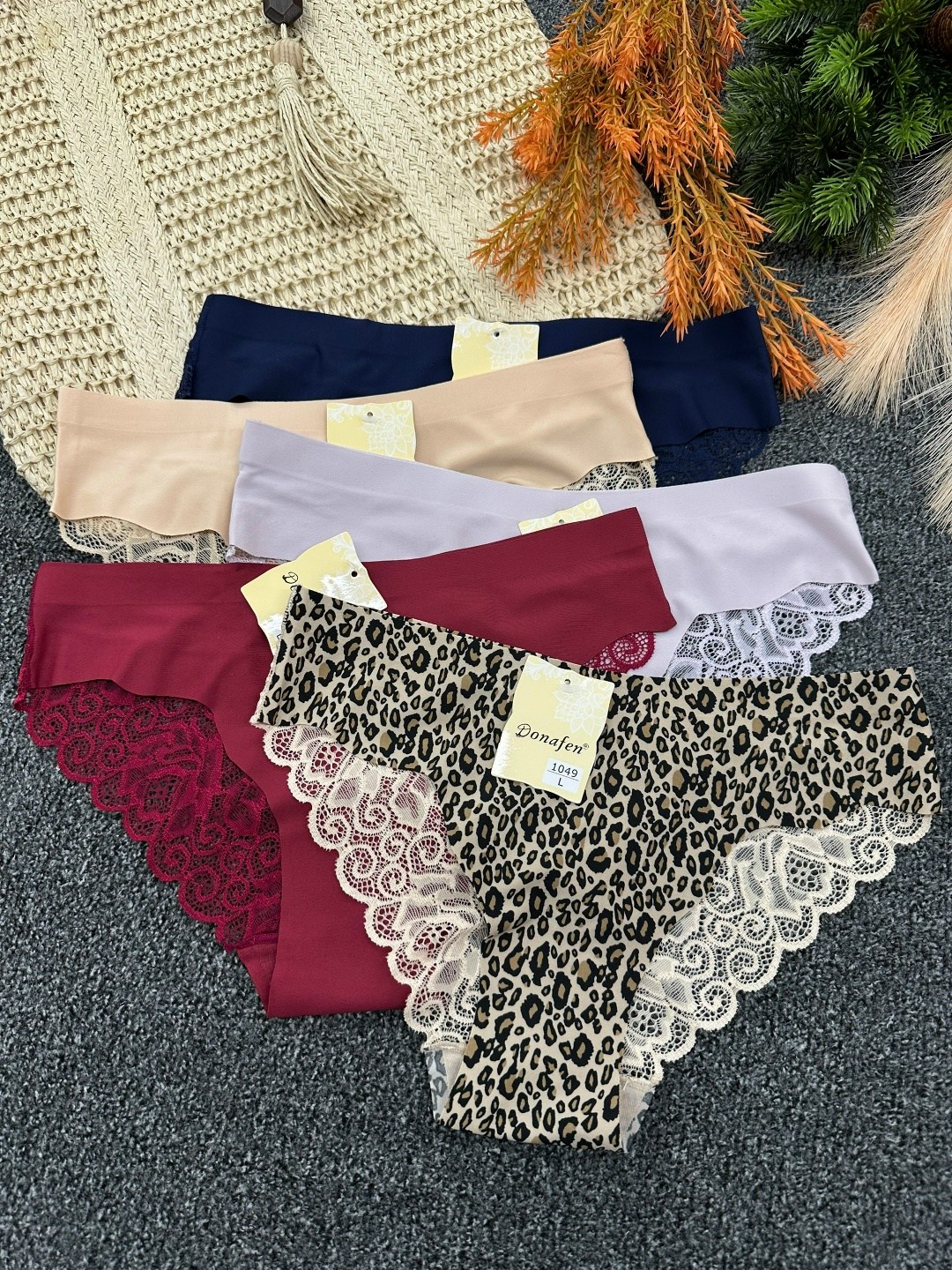 нижне бельё женское,трусы женские,трусики женские,трусики женские кружевные,женские шелковые трусики