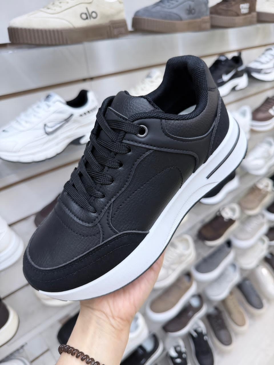 ,женские кроссовки,кроссовки повседневные,кроссовки эко,кроссовки мужские женские