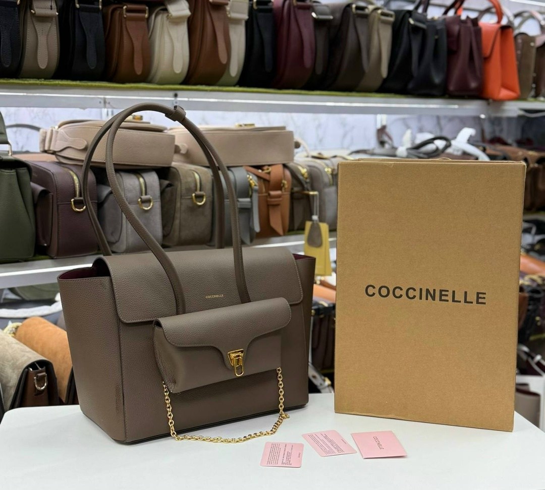 сумка coccinelle,женская сумка coccinelle,coccinelle firenze mini сумка,сумка,сумка-тоут double beat coccinelle коричневый