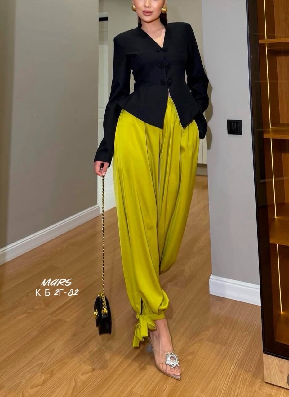 летние брючные костюмы,брючные женские костюмы,классический брючный костюм,костюм брючный классический bloom&be,жакет и брюки