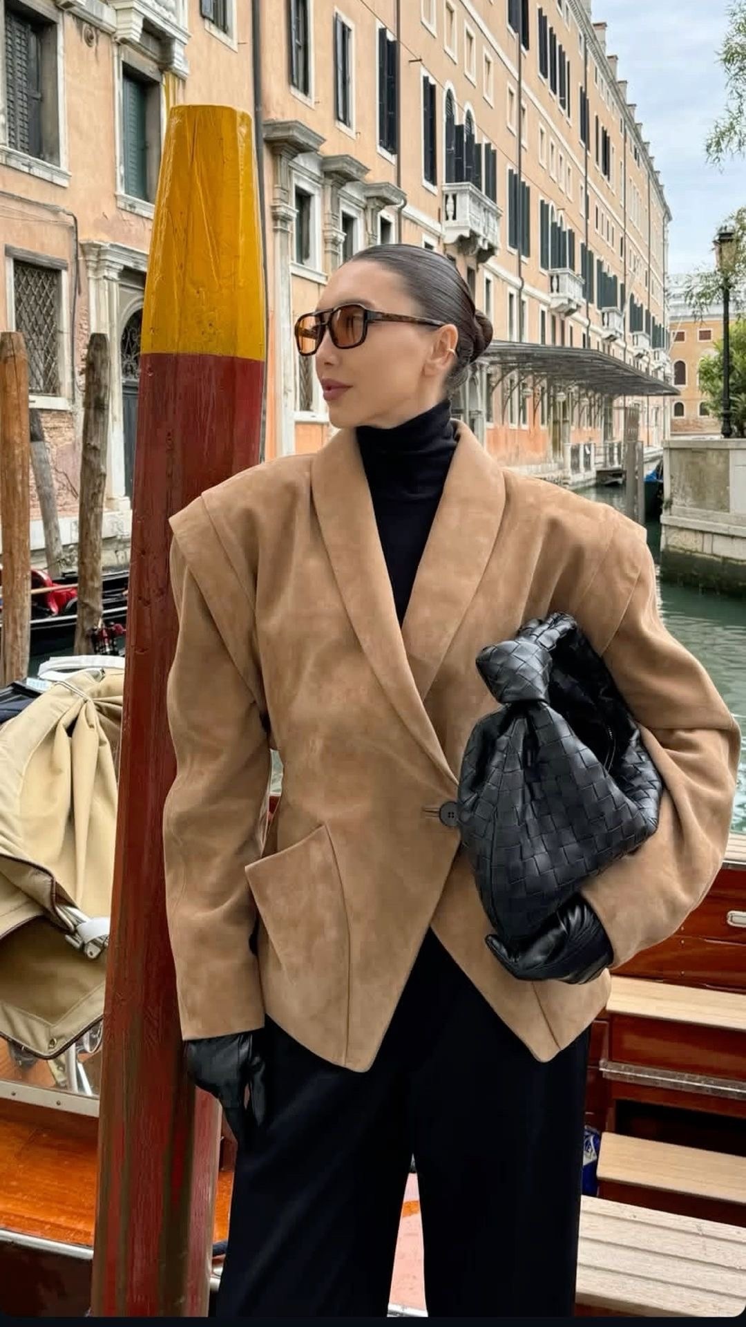 мода стиль,стильные наряды,замшевый пиджак brunello cucinelli коричневый,уличная мода