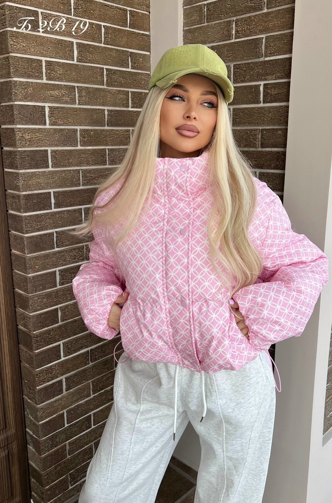 женская демисезонная куртка,демисезонная куртка,куртка женская,куртки бомбер,стильная куртка