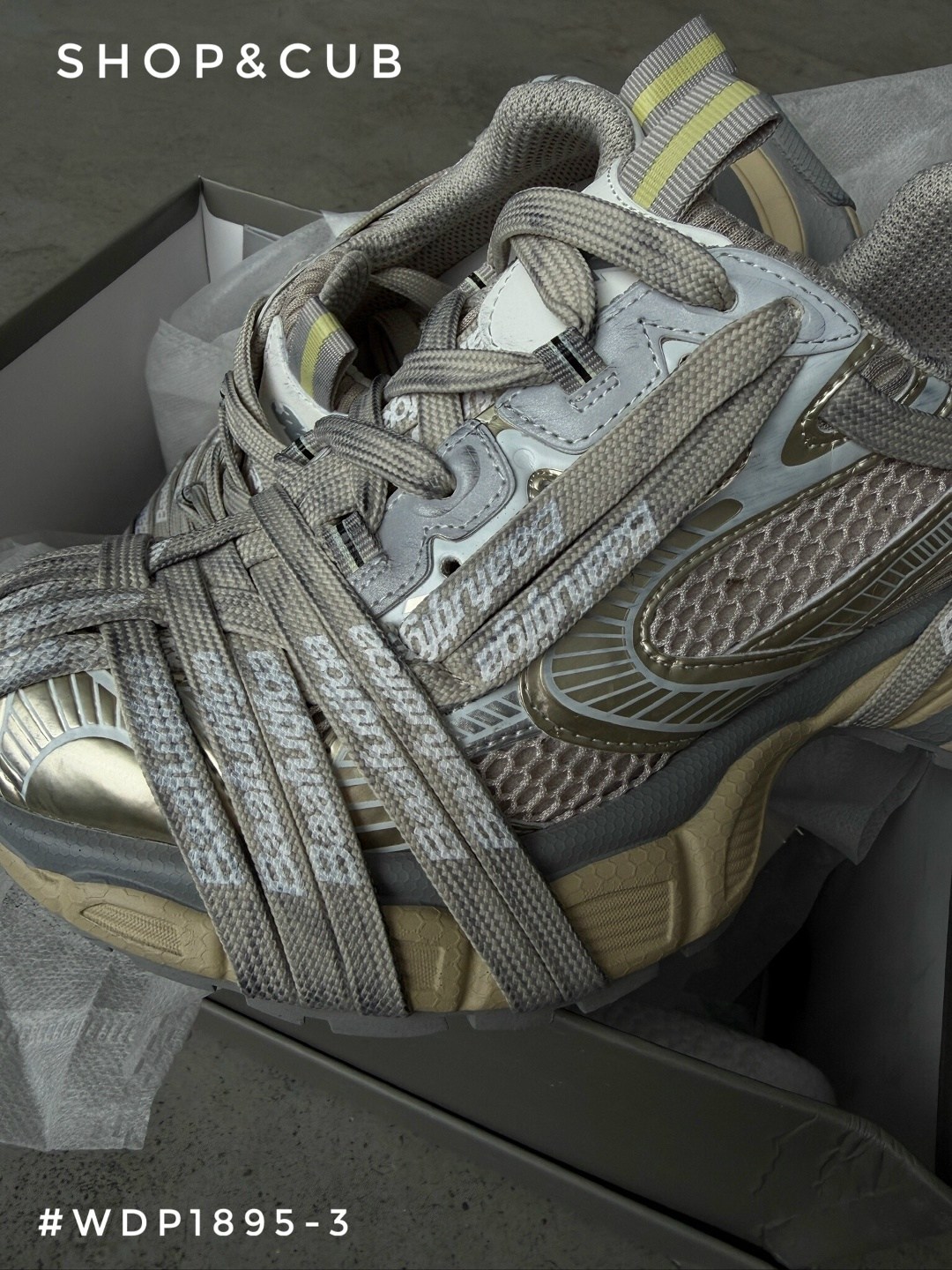 женские кроссовки balenciaga,кроссовки balenciaga,женские кроссовки,,модные кроссовки