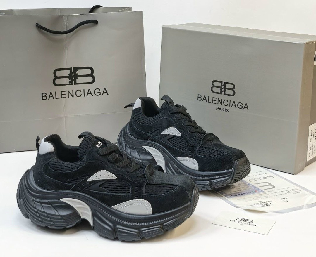 balenciaga кроссовки черные,balenciaga кроссовки черные мужские,кроссовки balenciaga triple s,кроссовки balenciaga,женские кроссовки balenciaga