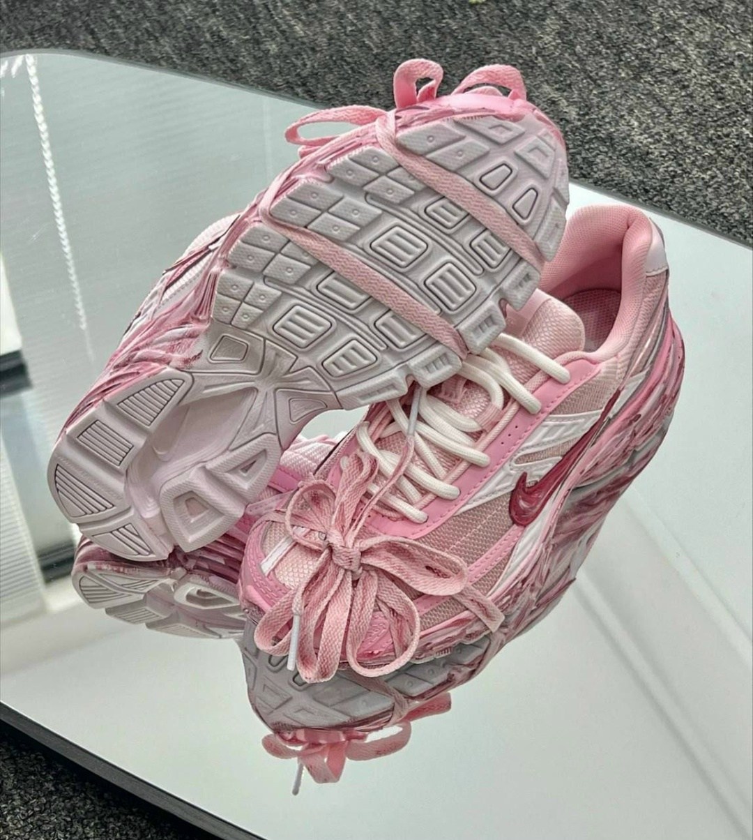 кроссовки для женщин nike initiator pink,женские кроссовки nike,женские кроссовки nike initiator "pink",кроссовки nike initiator pink,кроссовки nike initiator pink y2k custom