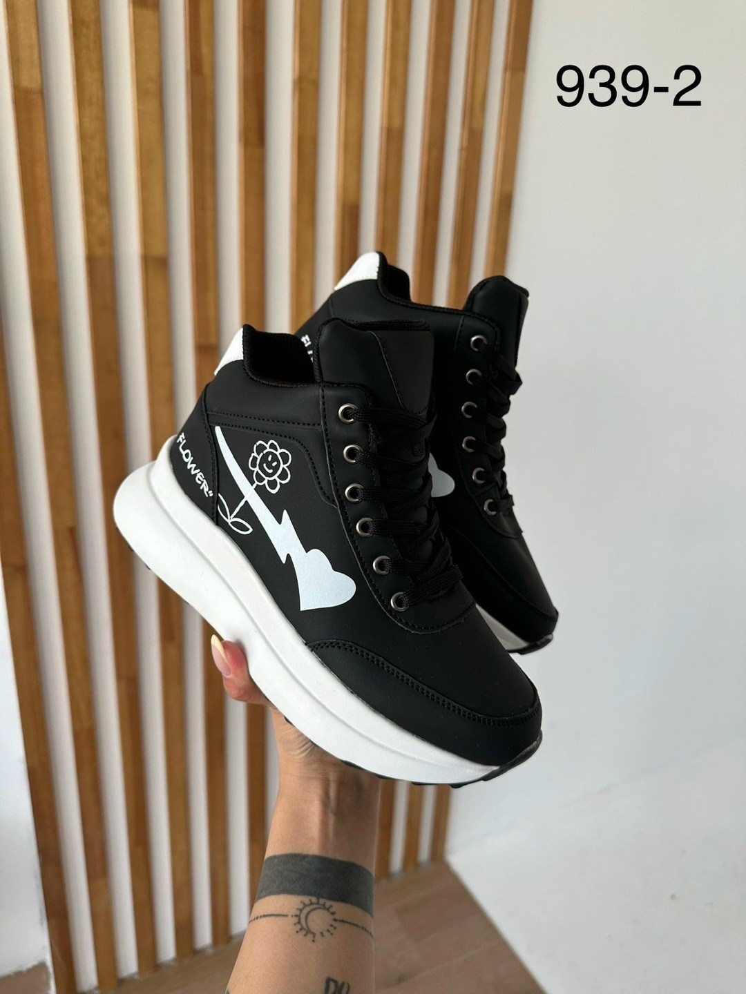 ,женские кроссовки,кроссовки для женщин,кроссовки женские зимние,женская