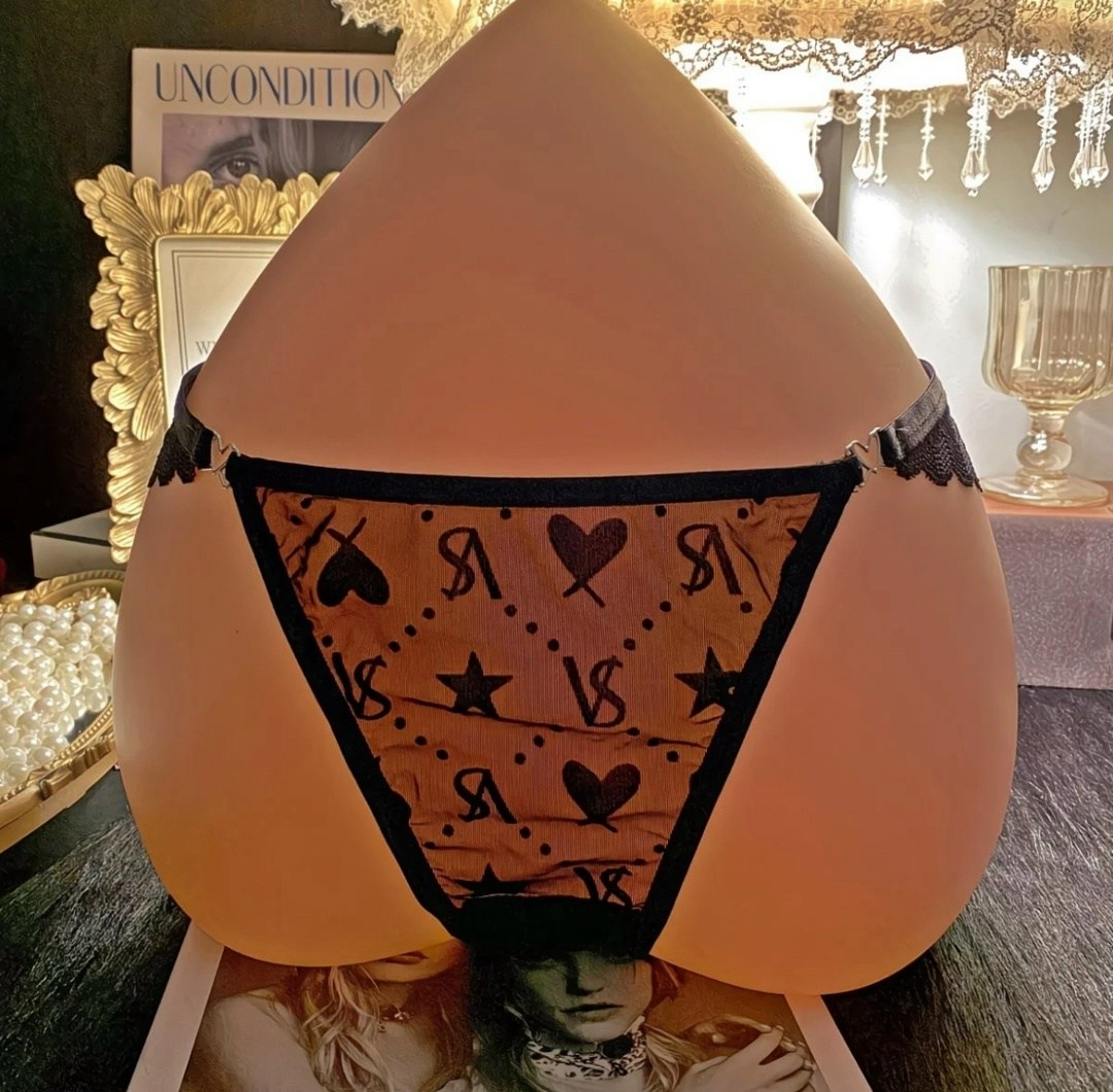 стринги женские кружевные,кружевные стринги,белые кружевные стринги,женское нижнее белье стринги,белые кружевные трусы женские