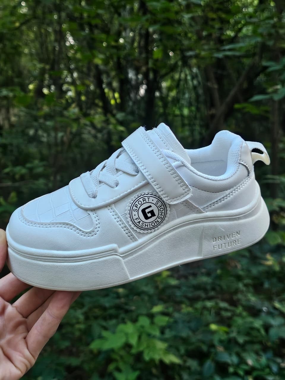 ,детские кроссовки,черные кроссовки, спортивная,кроссовки для детей