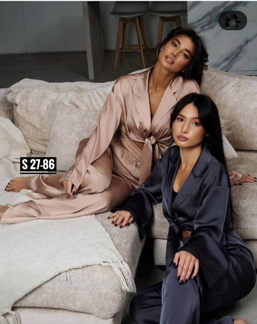 костюм шелковый женский в пижамном стиле,шелковый костюм в пижамном стиле,костюм в пижамном стиле,костюм в пижамном стиле из премиального шелка черный,атласный костюм