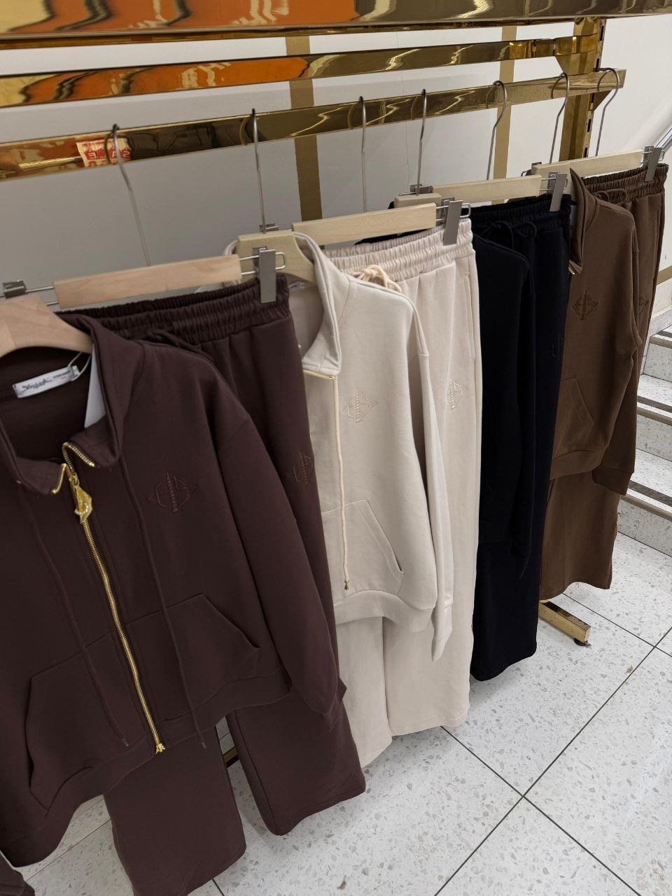 костюм женский,стильные костюмы,костюм на флисе,костюм женский тройка,спортивный костюм