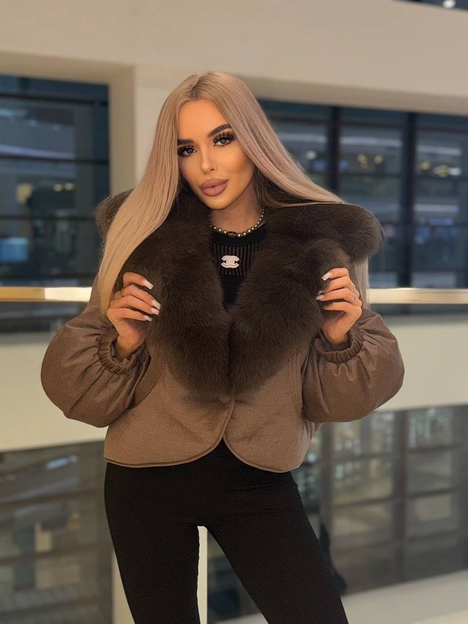 куртка с натуральным мехом,женская куртка с натуральным мехом,пуховик с натуральным мехом,куртка с мехом,женская зимняя куртка