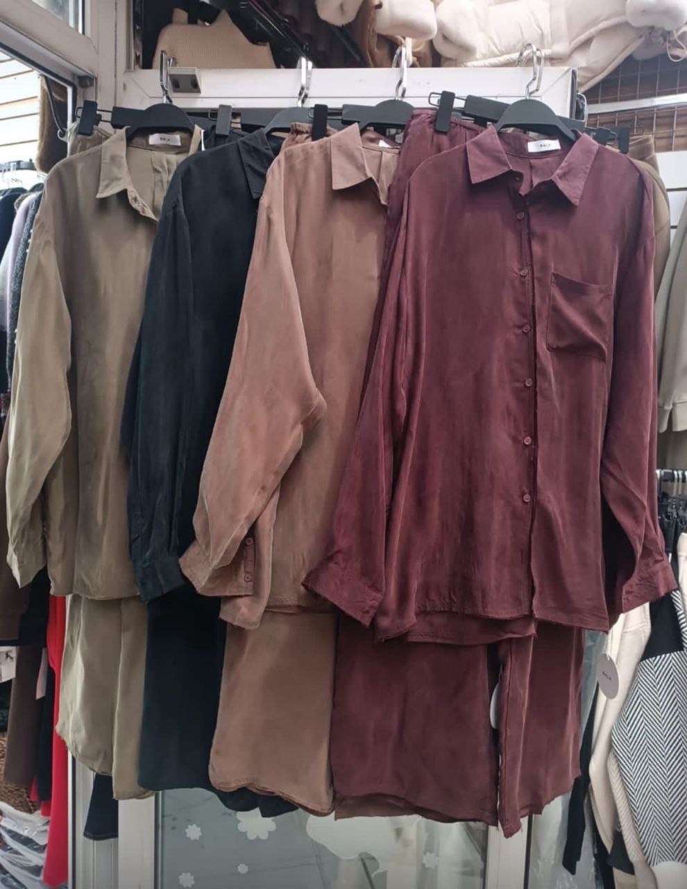 брючные костюмы женские,женский костюм,костюм брючный с рубашкой,костюм для женщин