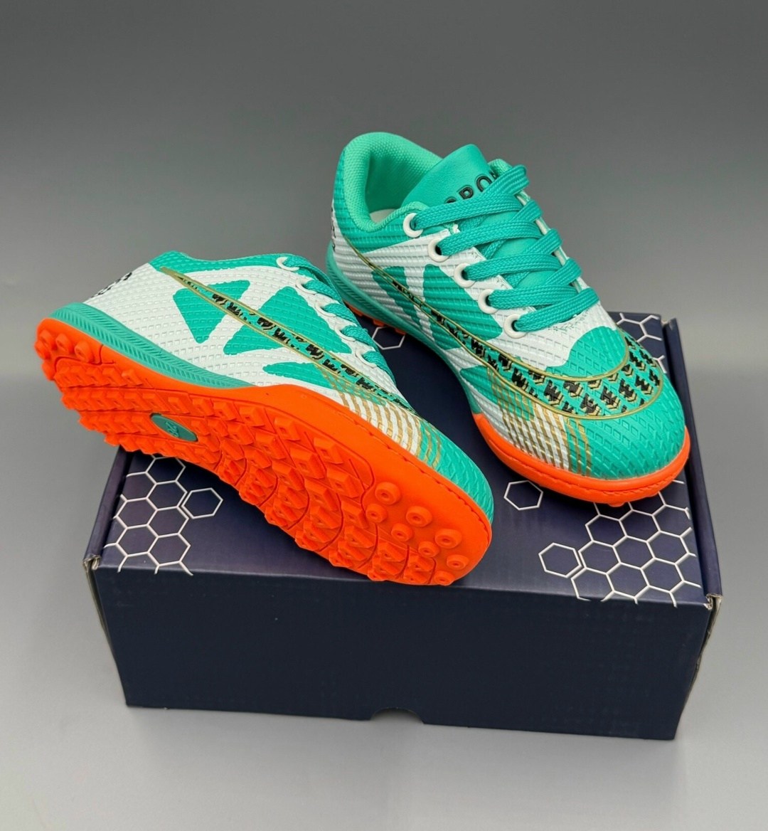 сороконожка для футбола,футбольные сороконожки,футбольная ,футбольная бутса,бутсы футбольные сороконожки