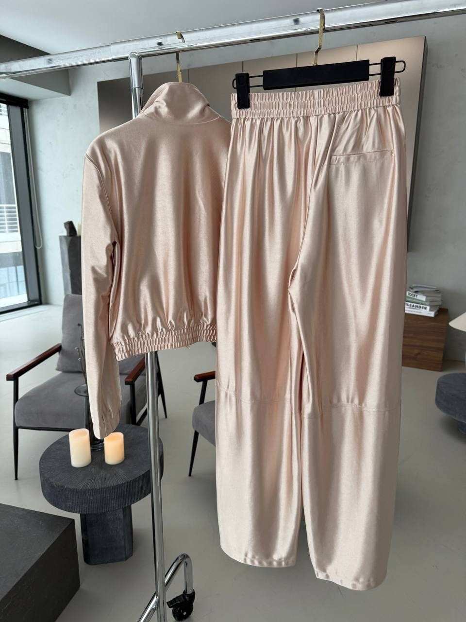 стильные костюмы,костюм женский,костюм бежевый,брючный костюм,спортивный костюм женский