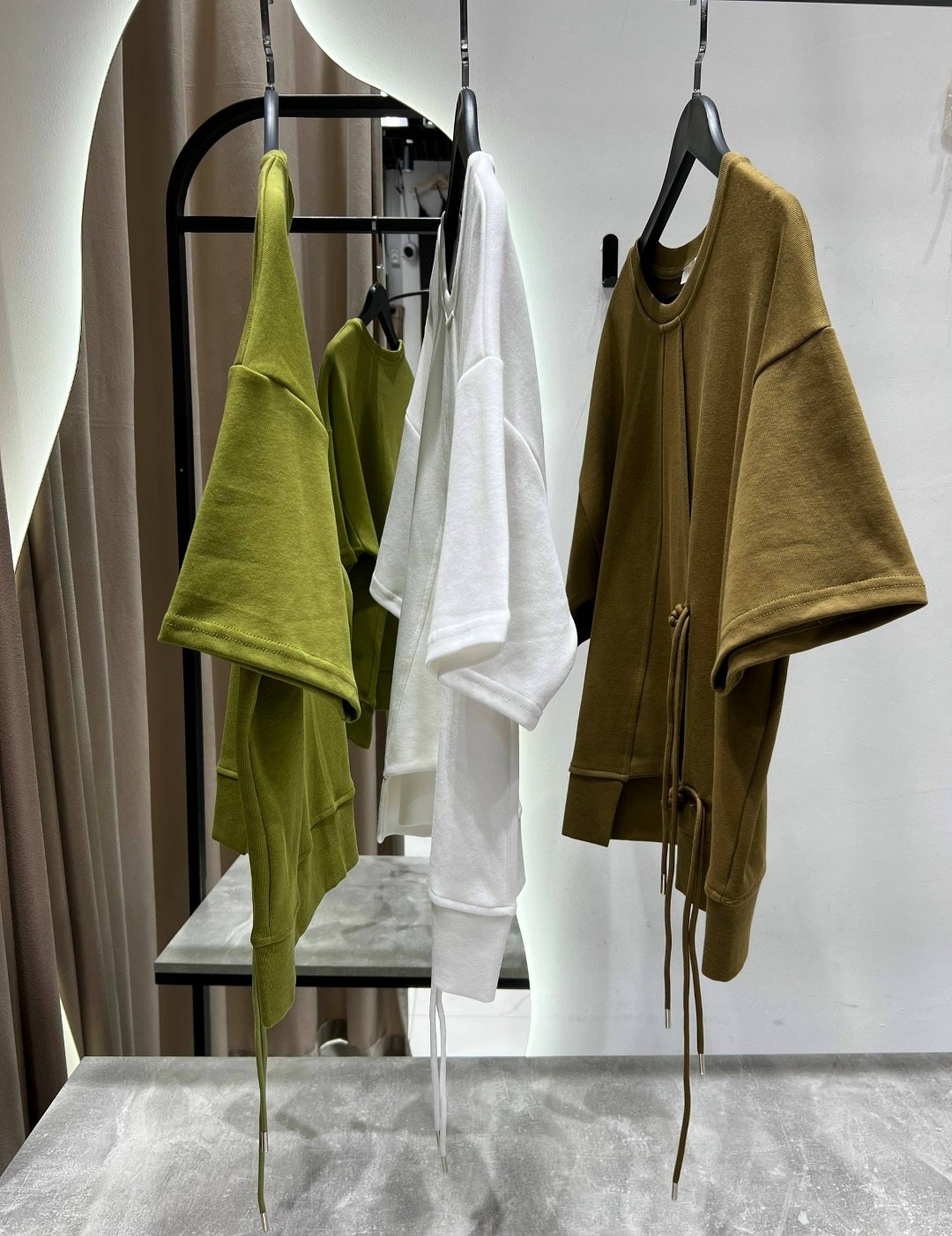 свитшот женская,свитшот оверсайз,спортивные свитшоты,футболки женская,свитшот женский толстовка оверсайз