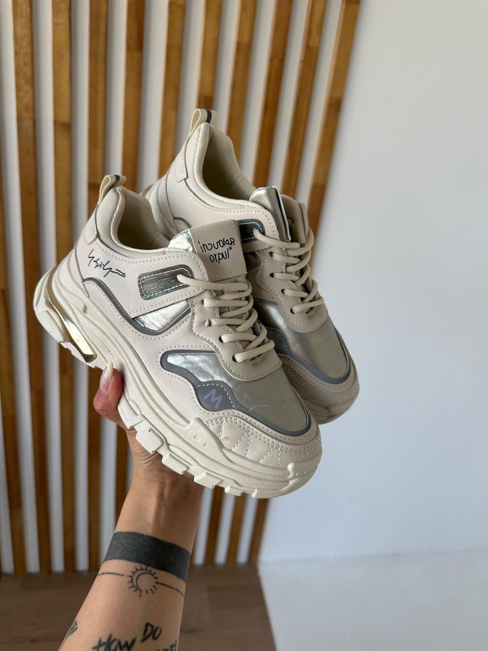 кроссовки женскиe,,кроссовка,черные кроссовки,спортивная