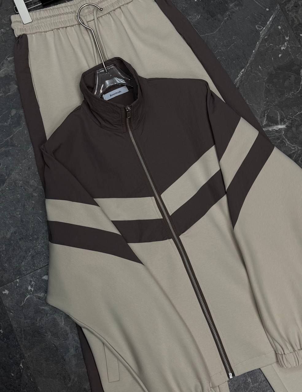 стильные костюмы,спортивный костюм из плащевки на молнии женский oversize rlintop,костюм женский,спортивный костюм,костюм спортивный женский повседневный