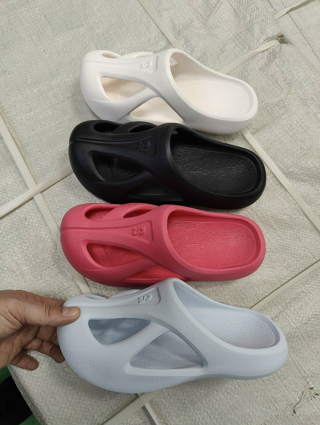 ,сандалии из эва,шлепанцы из эва,пляжная ,yeezy кроксы