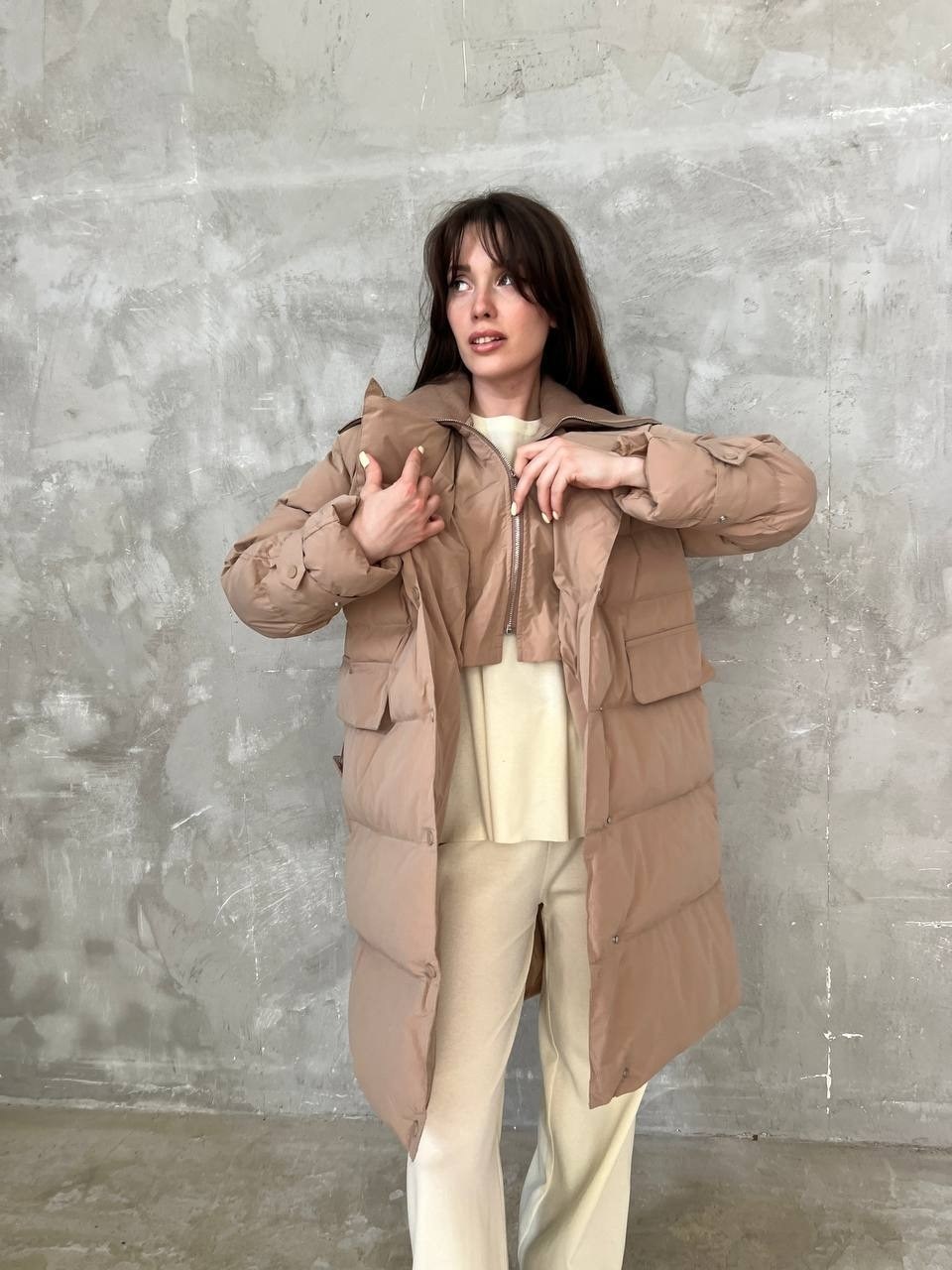 бежевый пуховик,удлиненная куртка,пуховик женский,пуховик,куртка оверсайз