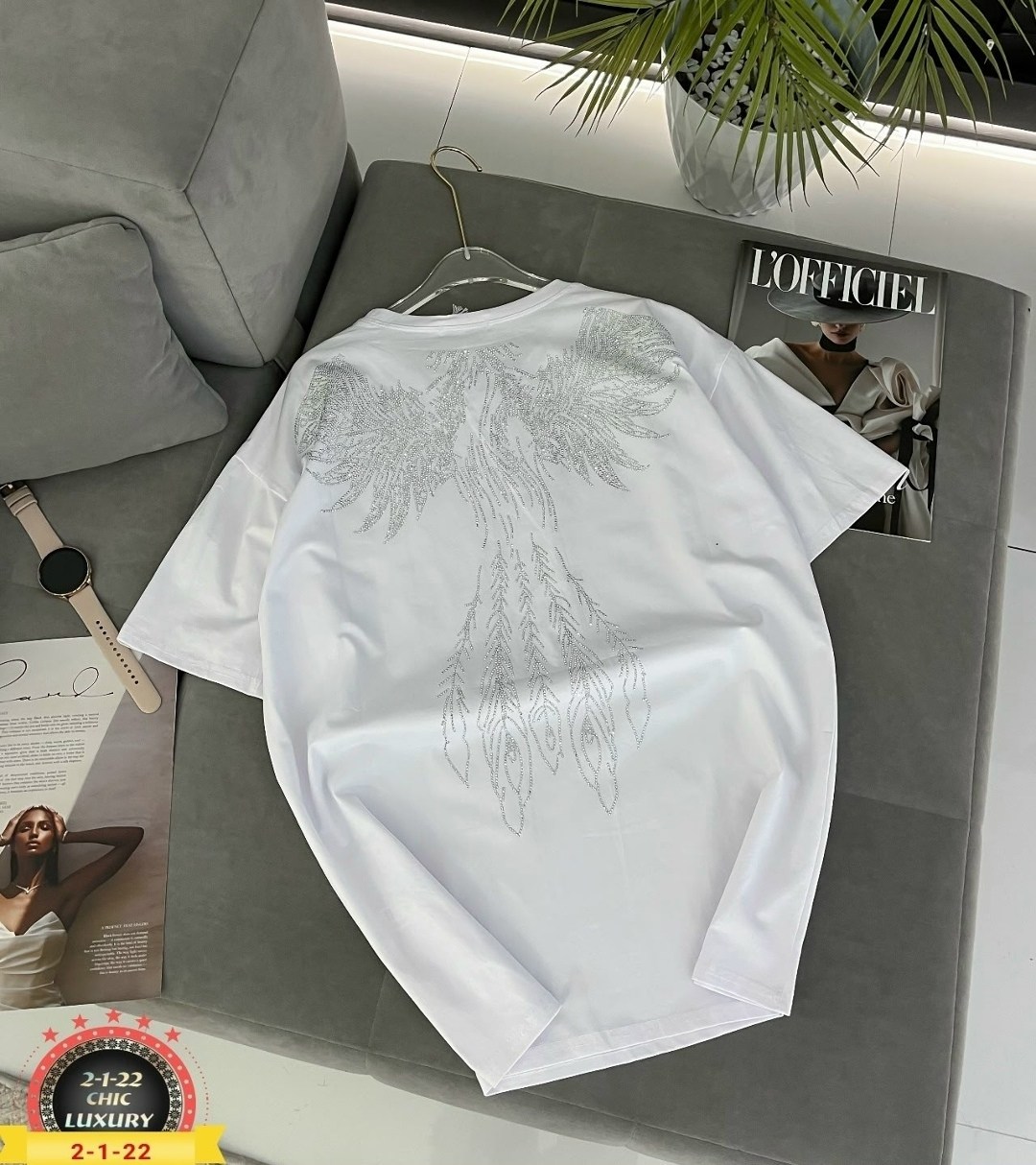 футболки женская,футболка женская оверсайз со стразами,футболка на стиле oversize со стразами,футболка оверсайз со стразами,футболка свободного кроя со стразами для женщин