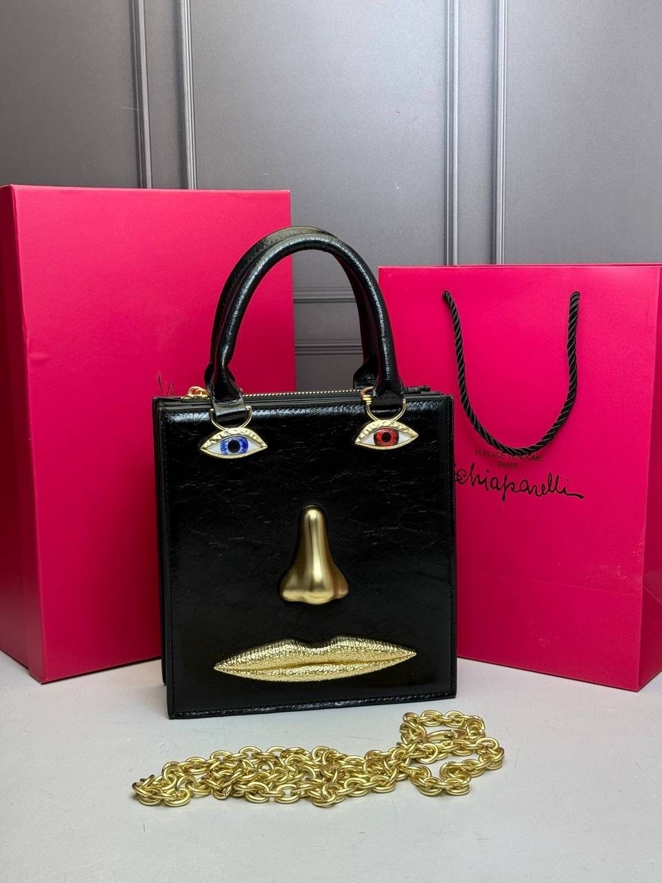 сумка-тоут schiaparelli,сумка schiaparelli,брендовая женская сумка,женская сумка schiaparelli,бархатная сумка для глаз schiaparelli premium sense demon