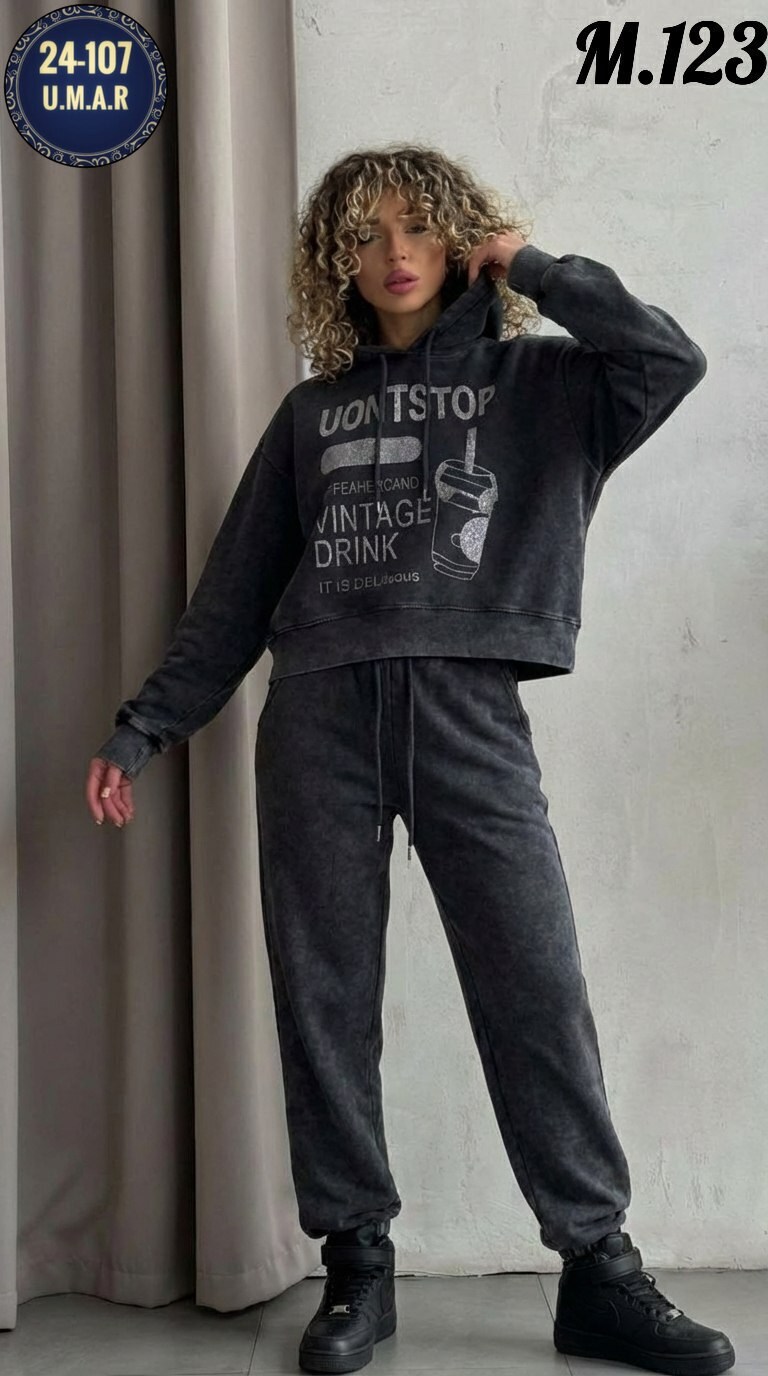 костюм повседневный,костюм женский,спортивный костюм,костюм велюровый,женский спортивный костюм