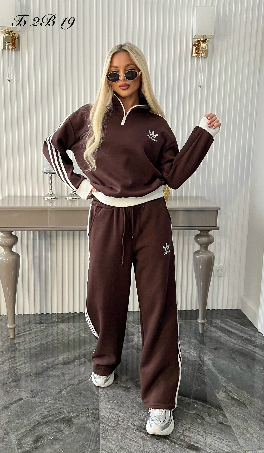 женский спортивный костюм,спортивный костюм,женский костюм,стильные спортивные костюмы,спортивный костюм модный