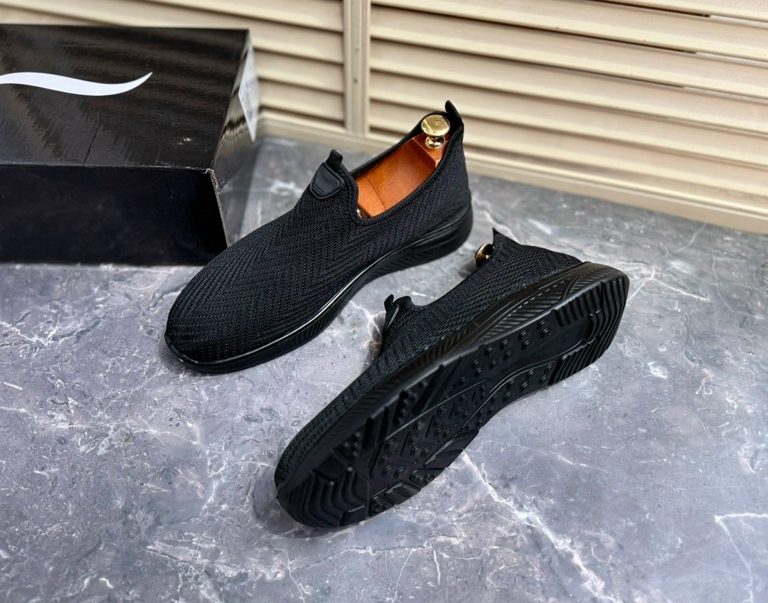 ,мужские кроссовки,спортивная ,кроссовка мужской,мужская спортивная