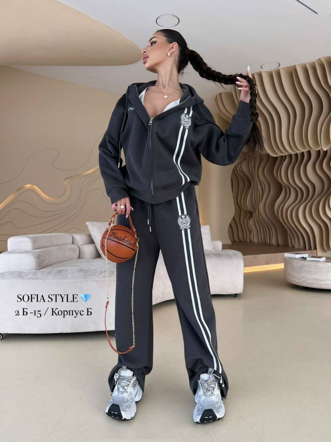 loro piana женский красный костюм,спортивный костюм женский,спортивный костюм,спортивный костюм miu miu женский,спорткостюм люкс