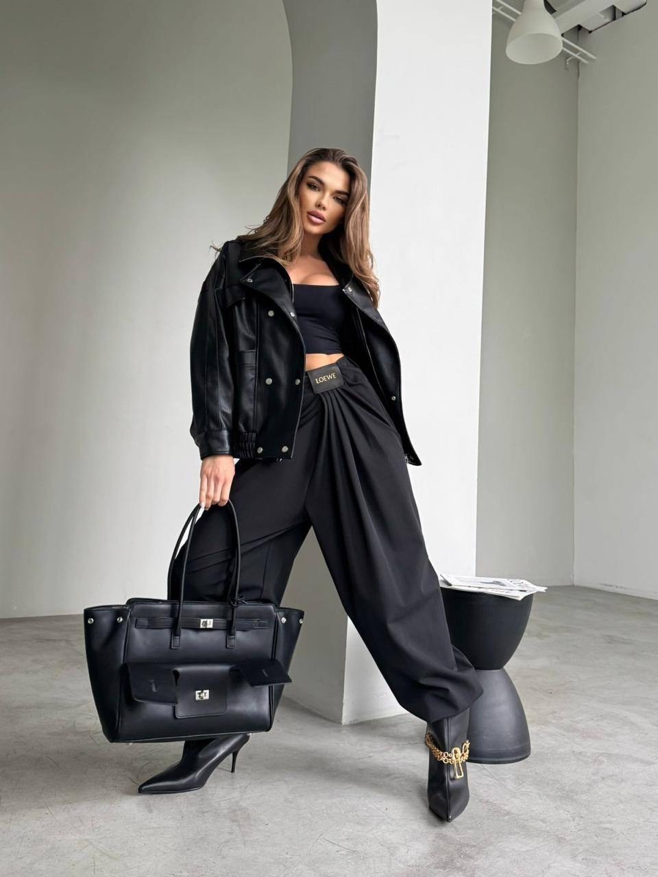 косуха кожаная куртка оверсайз укороченная fugui,косуха женская,куртка косуха,кожаная куртка косуха,косуха женская оверсайз куртка